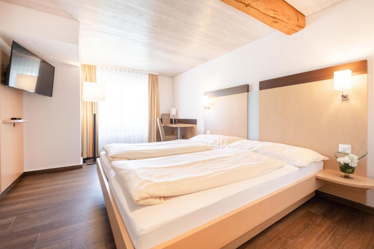 Hotel Zum Goldenen Kreuz Frauenfeld Buitenkant foto