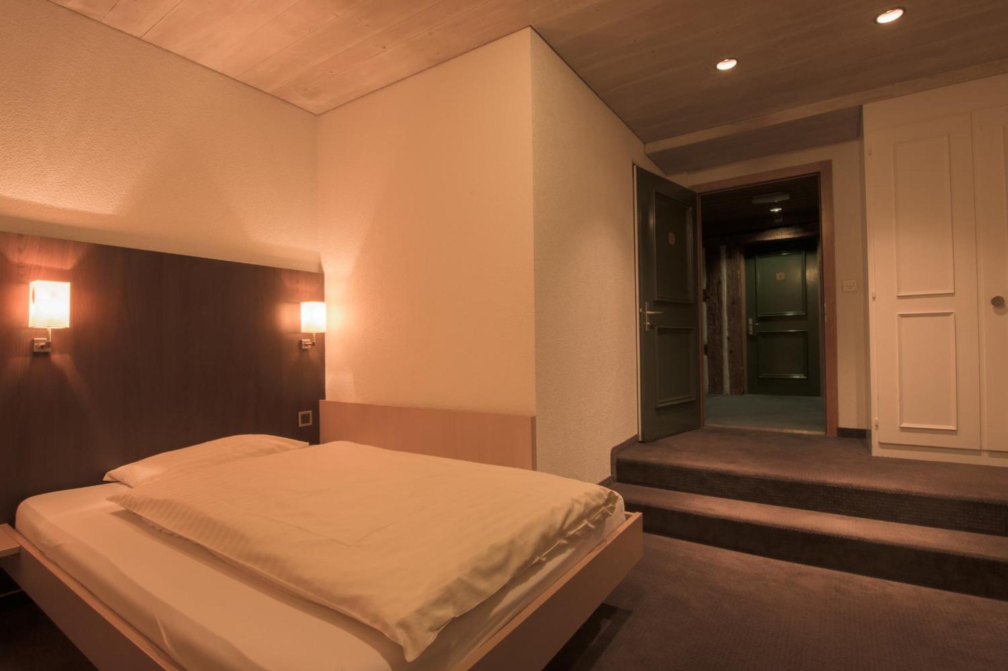 Hotel Zum Goldenen Kreuz Frauenfeld Kamer foto
